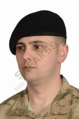 Siyah Tankçı Urbam Bere