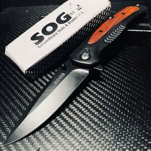SOG Outdoor Katlanır Ahşap/Siyah Saplı Yaylı Mekanizmalı Cep Bıçağı YENİ!!